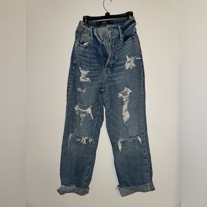 Ripped Hollister mom jeans